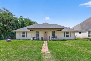 720 Ezekiel Smith Street, Prairie View, TX 77484