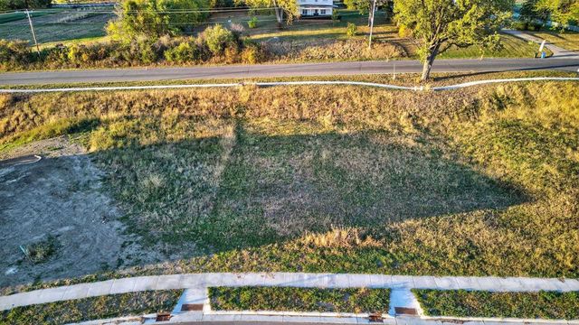 680 Clear Pond Way, Verona, WI 53593