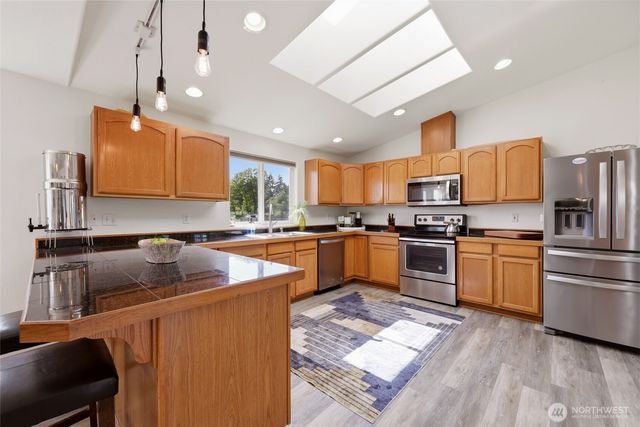 18137 No Name Lane SW, Rochester, WA 98579