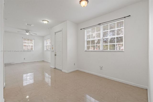 2109 NE 3rd Ct, Homestead, FL 33033