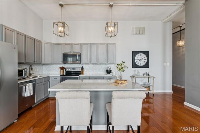 1501 Locust Street 609, St Louis, MO 63103