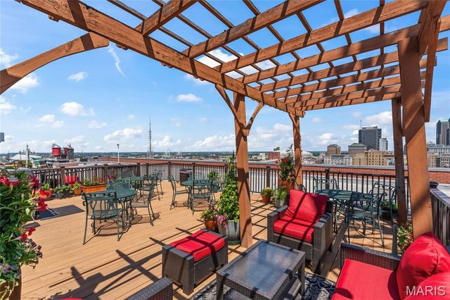1501 Locust Street 609, St Louis, MO 63103