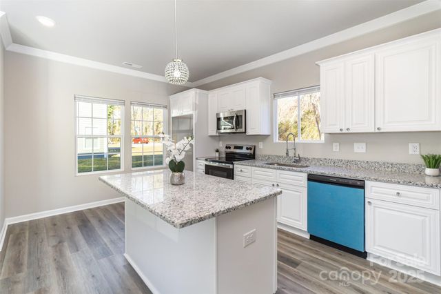 2133 Tom Sadler Road, Charlotte, NC 28214