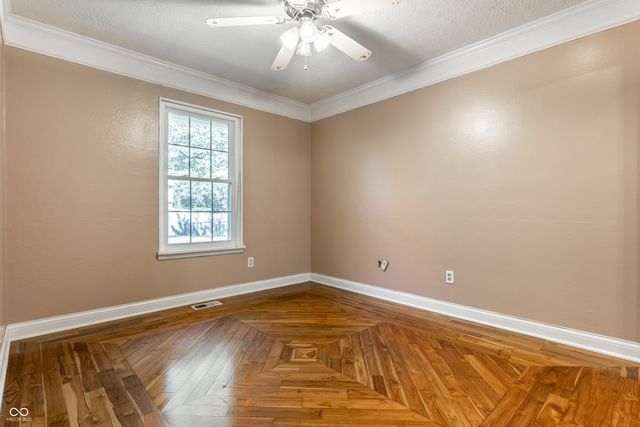 8820 Deer Run Drive, Indianapolis, IN 46256