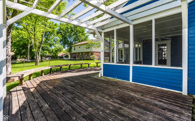 8820 Deer Run Drive, Indianapolis, IN 46256