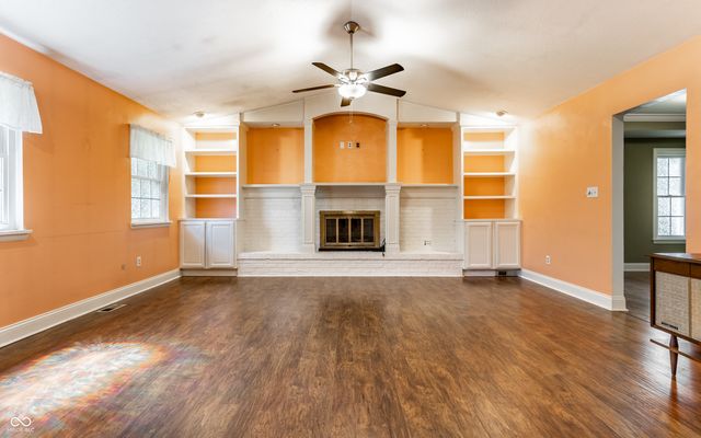 8820 Deer Run Drive, Indianapolis, IN 46256