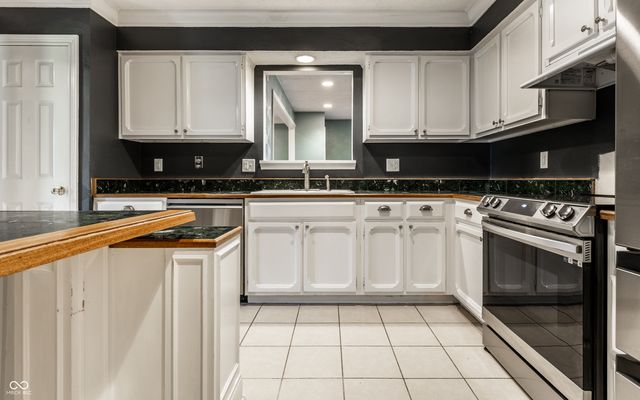 8820 Deer Run Drive, Indianapolis, IN 46256