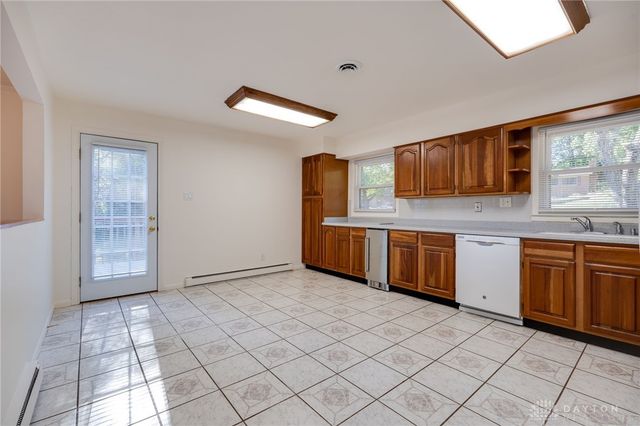 2821 Varsity Drive, Beavercreek, OH 45431