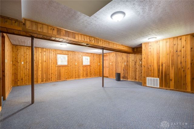 2821 Varsity Drive, Beavercreek, OH 45431