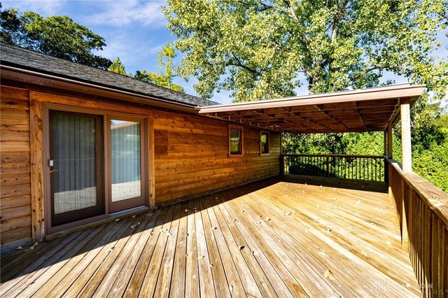2821 Varsity Drive, Beavercreek, OH 45431