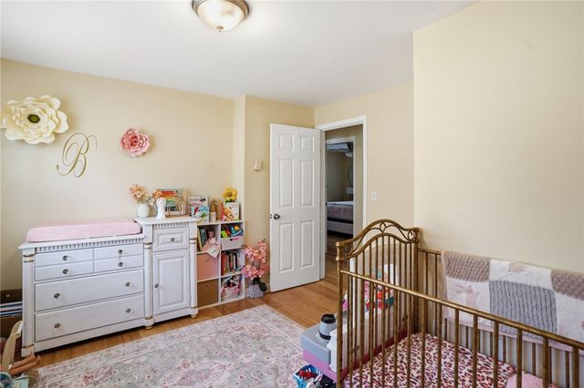 22 Pennsylvania Avenue, Warren, RI 02885
