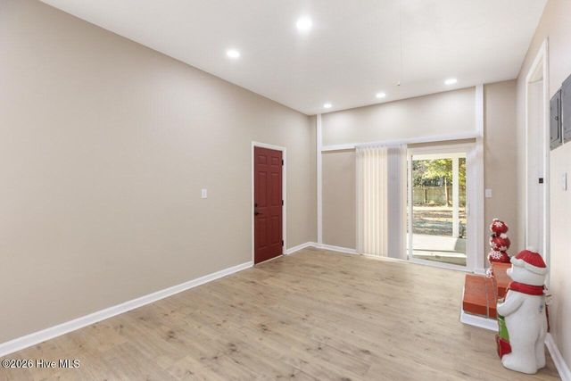 3202 College Road S, Wilmington, NC 28412