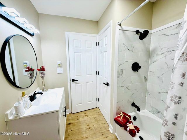 3202 College Road S, Wilmington, NC 28412