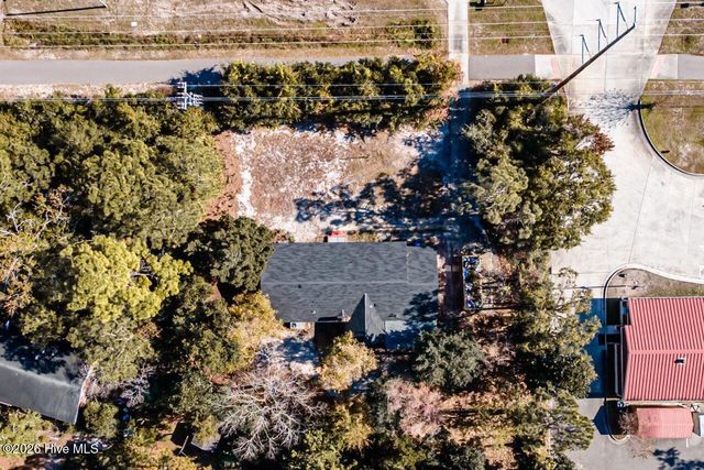 3202 College Road S, Wilmington, NC 28412