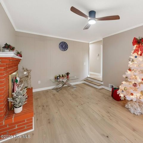 3202 College Road S, Wilmington, NC 28412