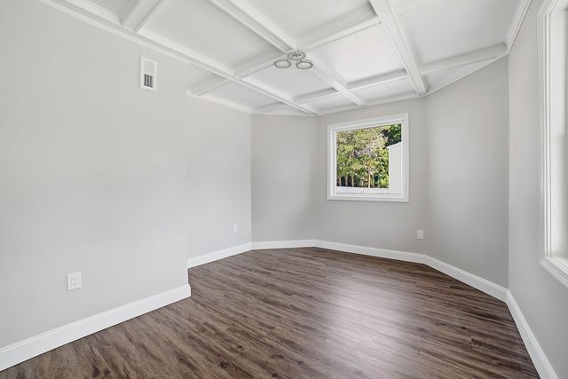 38 wesleya Wesleyan St, Shrewsbury, MA 01545