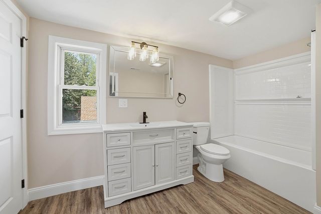 38 wesleya Wesleyan St, Shrewsbury, MA 01545