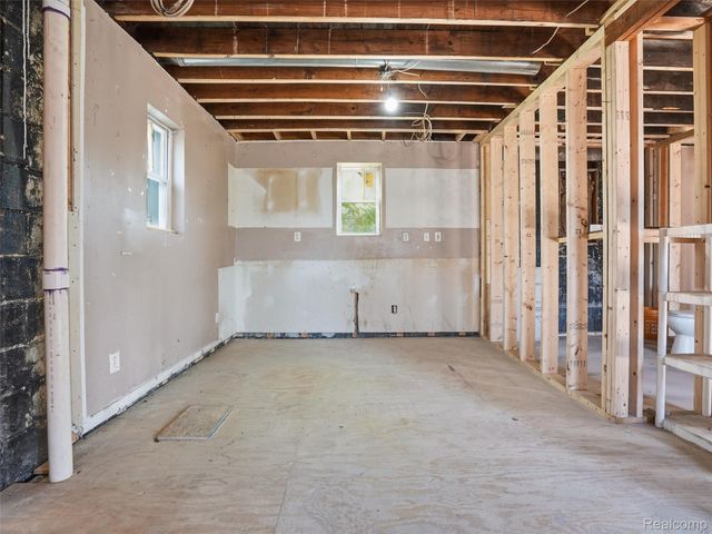 20839 Reimanville Avenue, Royal Oak Charter Township, MI 48220