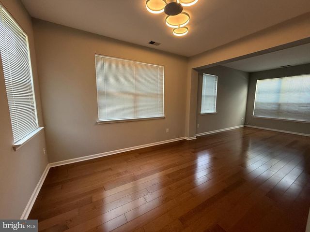 3 CAREY ST, Pennington, NJ 08534