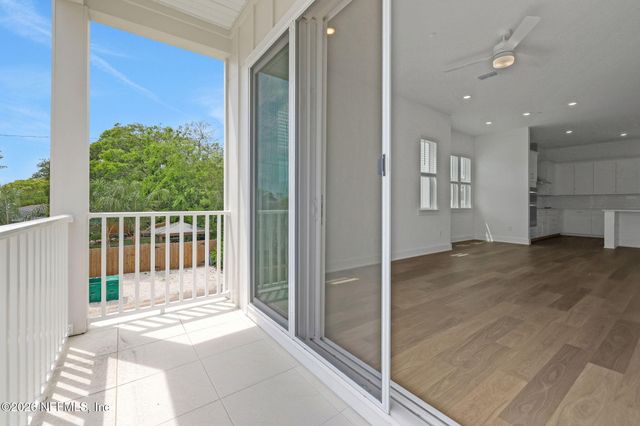 22 N BEACH Way, Jacksonville Beach, FL 32250