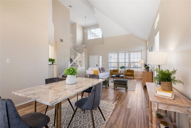 207 Wesley Ridge DR, Spicewood, TX 78669