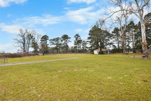 7530 Fm 227 W, Grapeland, TX 75844