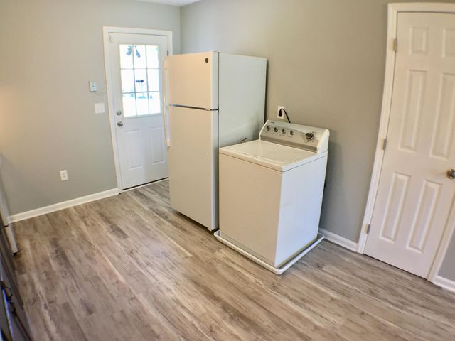 1559 Brookbank Avenue B, Charleston, SC 29412