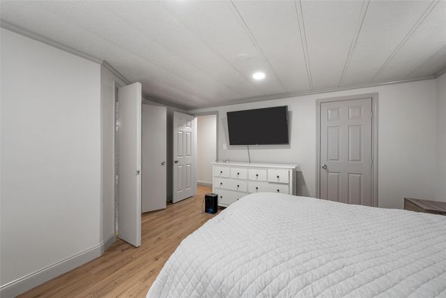 210 W 9th Street, Mcgregor, TX 76657