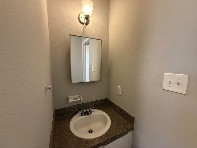 609 Trout Street, Rockwall, TX 75032