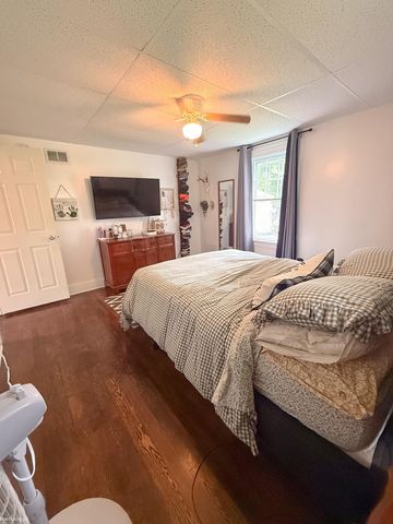 1542 Vermont Street, Saginaw, MI 48602