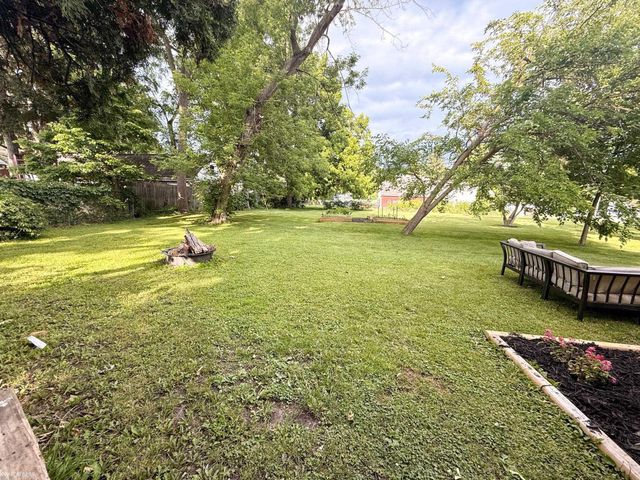 1542 Vermont Street, Saginaw, MI 48602