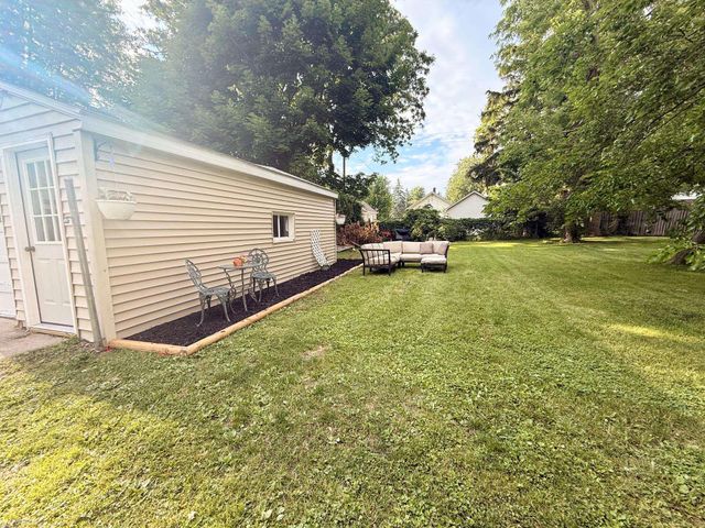 1542 Vermont Street, Saginaw, MI 48602
