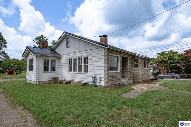 619 S Wilson Rd, Radcliff, KY 40160