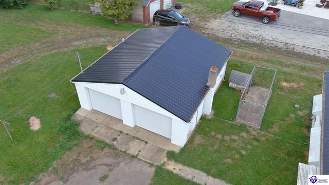 619 S Wilson Rd, Radcliff, KY 40160