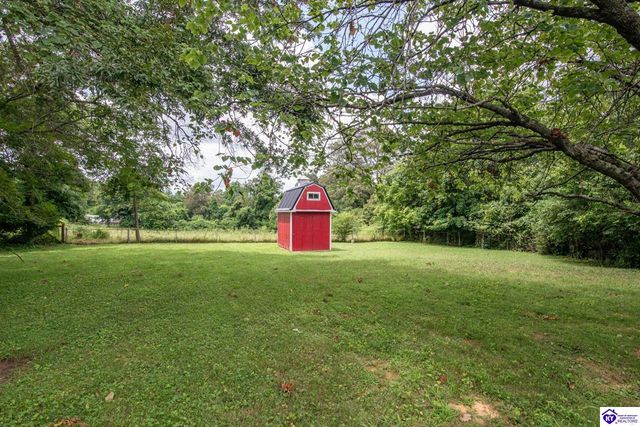 619 S Wilson Rd, Radcliff, KY 40160