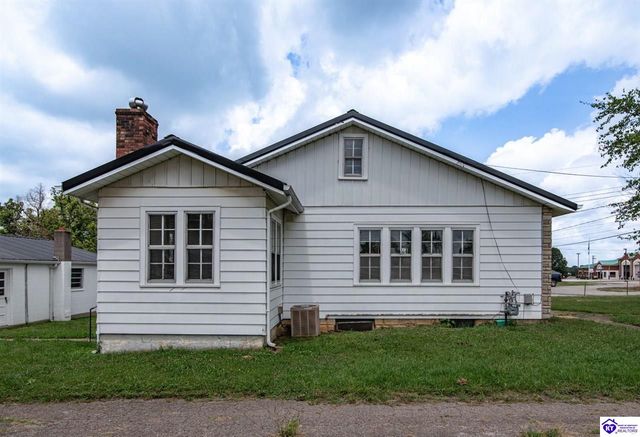 619 S Wilson Rd, Radcliff, KY 40160