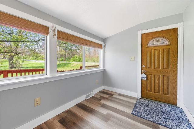 365 W Park Rd, Muddy Creek Twp, PA 16051