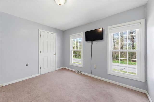365 W Park Rd, Muddy Creek Twp, PA 16051