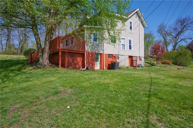 365 W Park Rd, Muddy Creek Twp, PA 16051