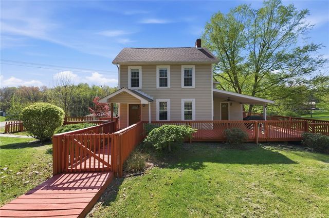 365 W Park Rd, Muddy Creek Twp, PA 16051