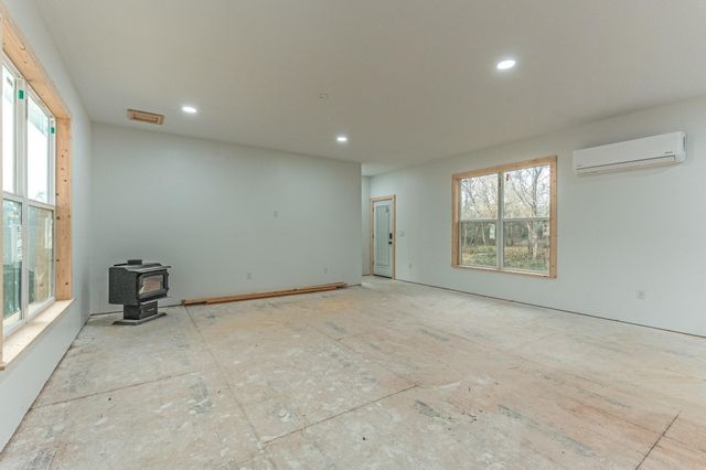 2077 County Road 408, Navasota, TX 77868
