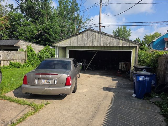 12009 Lenacrave Avenue, Cleveland, OH 44105