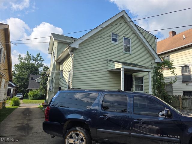 12009 Lenacrave Avenue, Cleveland, OH 44105