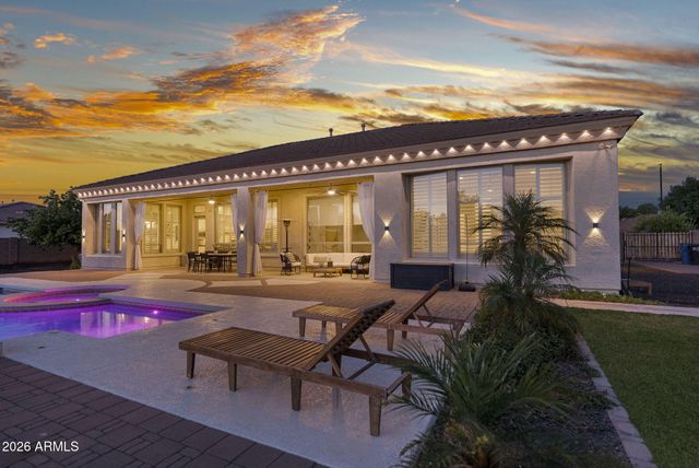 6544 S OAKWOOD Way, Gilbert, AZ 85298