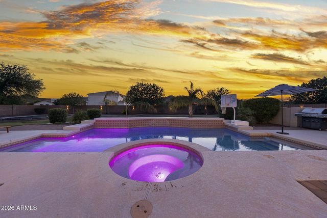 6544 S OAKWOOD Way, Gilbert, AZ 85298