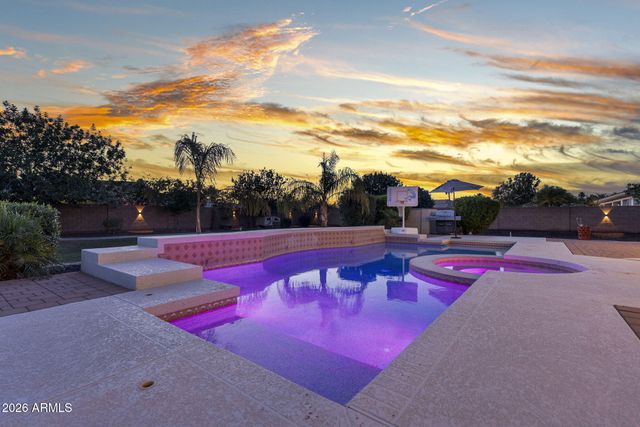 6544 S OAKWOOD Way, Gilbert, AZ 85298