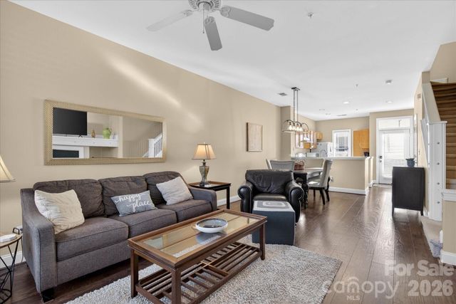 1049 Park West Drive, Charlotte, NC 28209