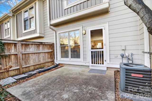 1049 Park West Drive, Charlotte, NC 28209