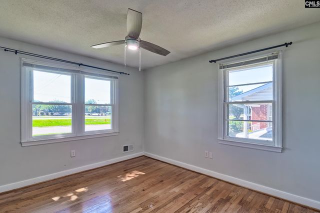 1846 Charleston Highway, Cayce, SC 29033