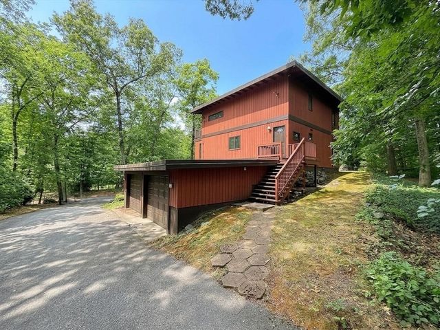223 Boston Post Rd, Weston, MA 02493